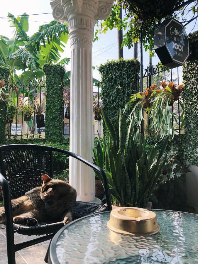 Argya Guesthouse Yogyakarta Dış mekan fotoğraf