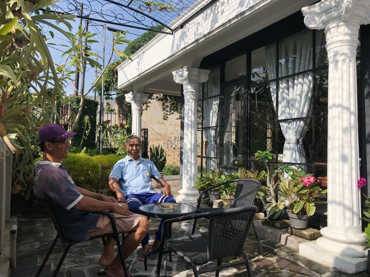 Argya Guesthouse Yogyakarta Dış mekan fotoğraf
