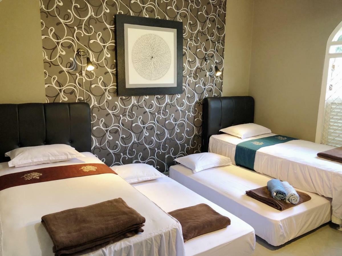 Argya Guesthouse Yogyakarta Dış mekan fotoğraf