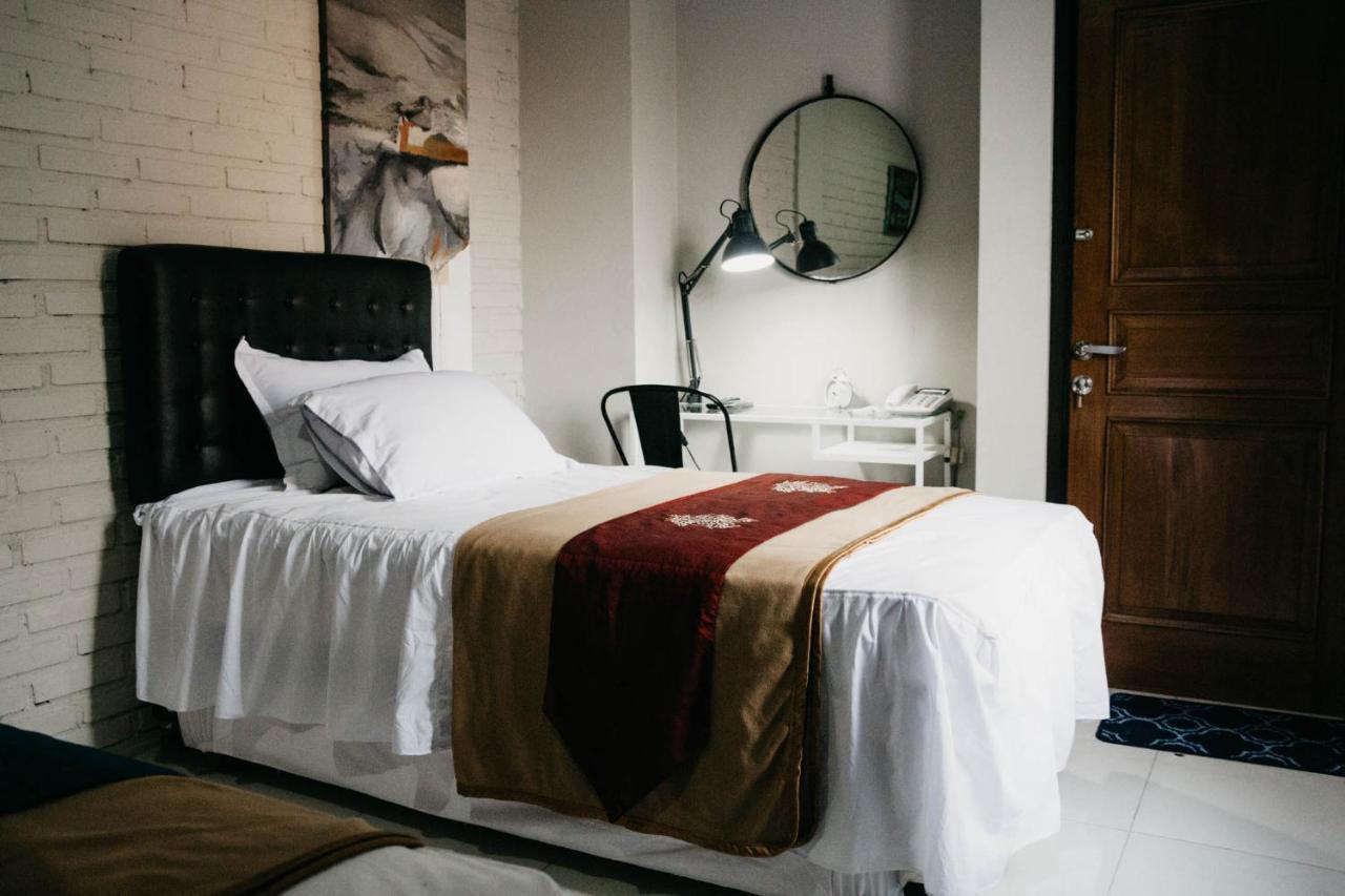 Argya Guesthouse Yogyakarta Dış mekan fotoğraf
